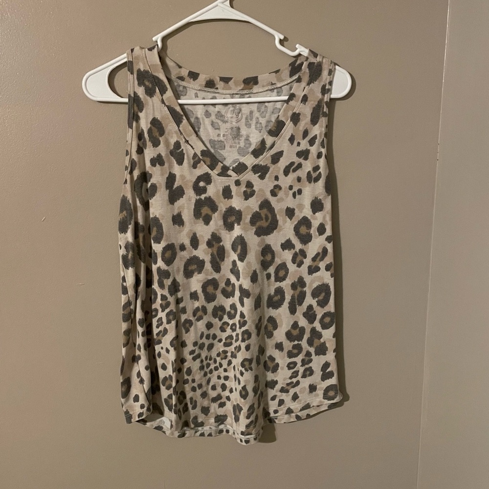 24/7 Leopard Top